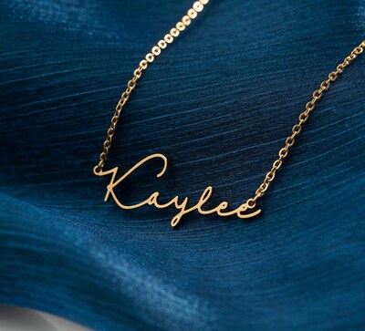 Personalized Name Necklace, Custom 18K Gold Nameplate Necklace, Minimalist Gift, Ideal Birthday Gift, Anniversary Gift for Her, Gift for Mom - image4